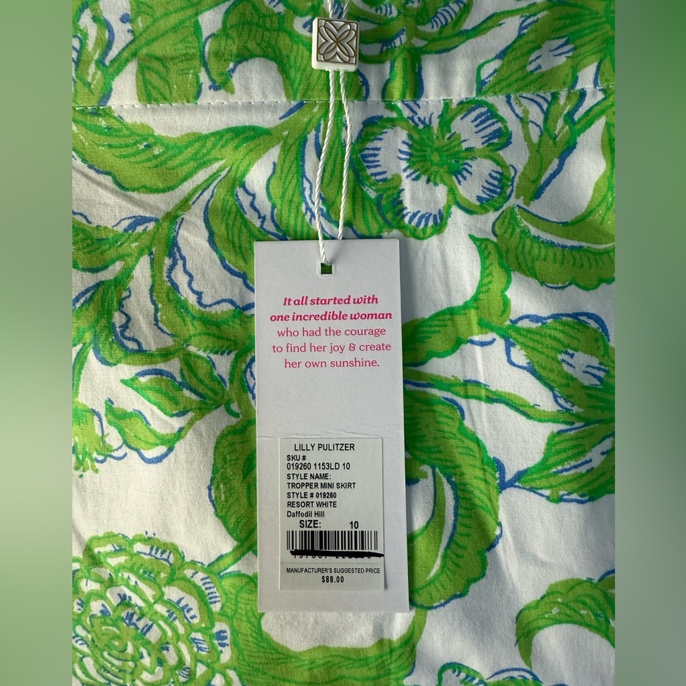 Lilly Pulitzer Green and White Mini Skirt - Picture 6 of 12